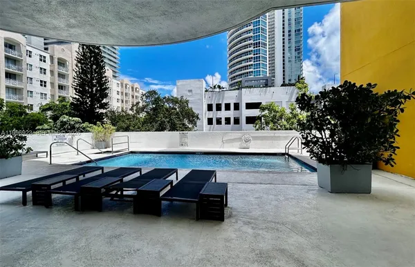 a car parked in front of a building