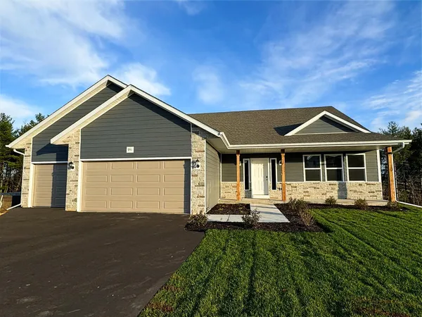 $528,400 | 821 James, Belleville, WI 53508