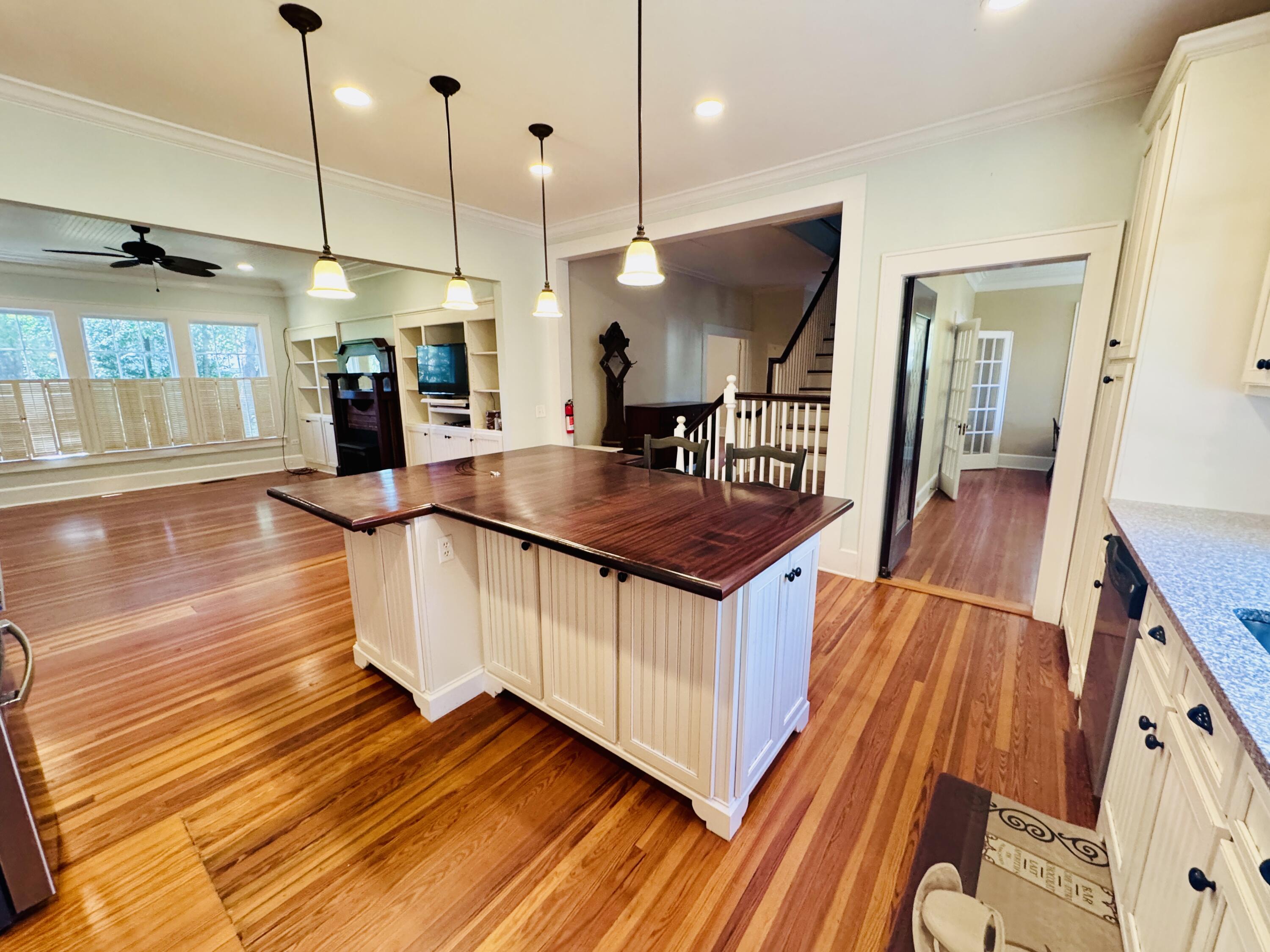 5 South Rosemary Avenue Andrews, SC 29510 - Photo 14 of 67 IMG_3106