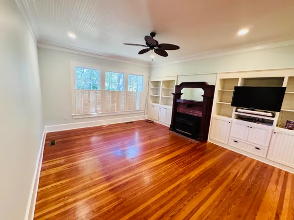 $599,000 | 5 South Rosemary Avenue, Andrews, SC 29510