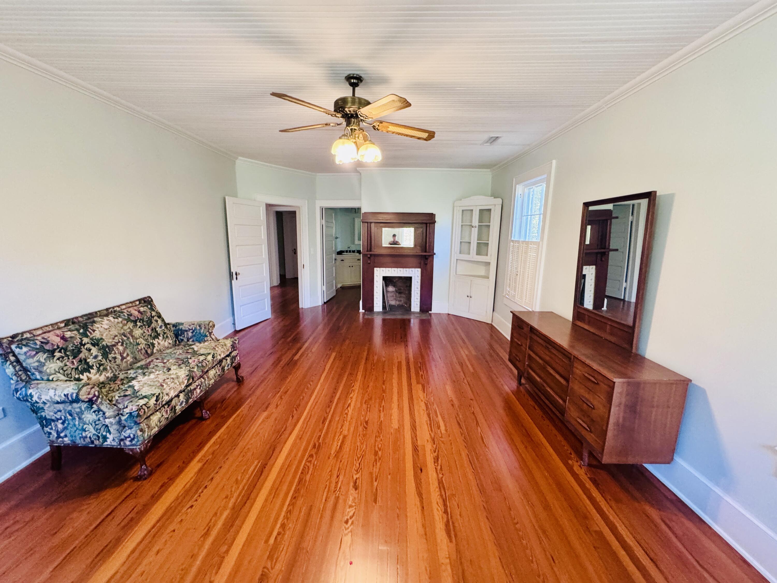 5 South Rosemary Avenue Andrews, SC 29510 - Photo 45 of 67 IMG_3137