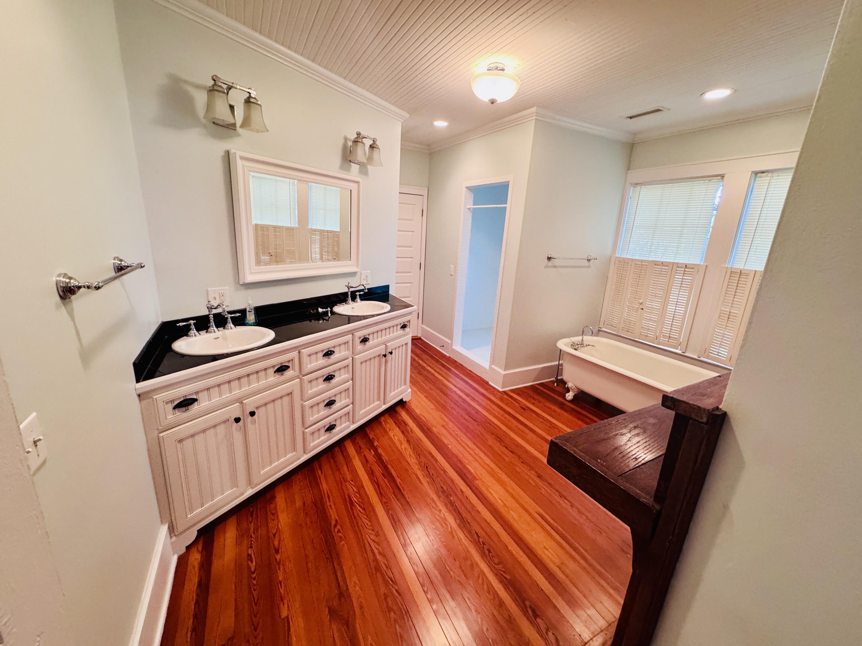 5 South Rosemary Avenue Andrews, SC 29510 - Photo 47 of 67 IMG_3139