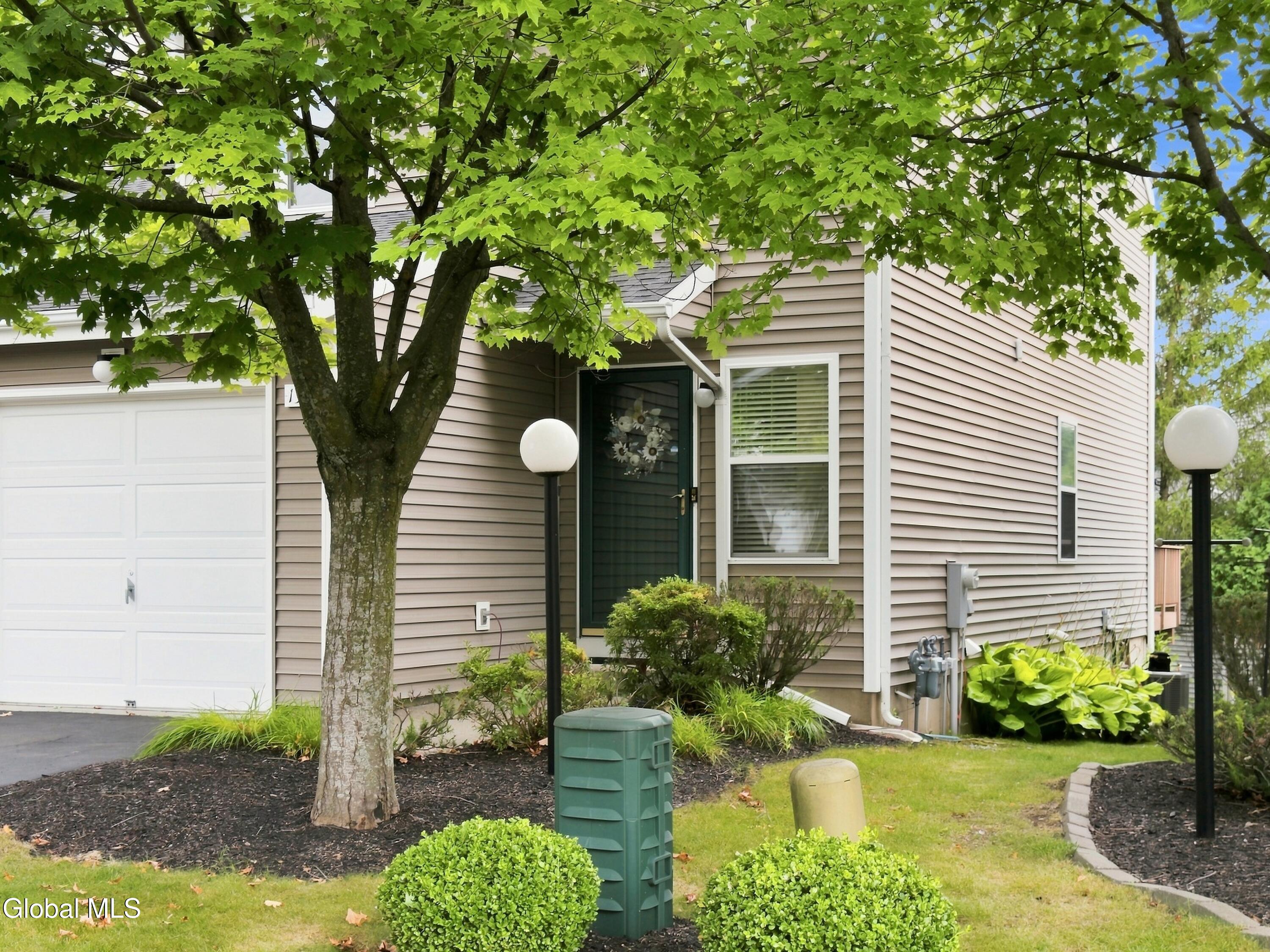 131 Harvard Road Watervliet, NY 12189 - Photo 3 of 42 3