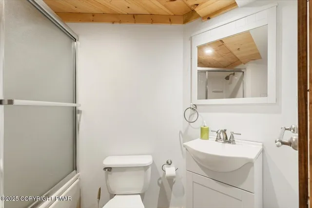 $899,000 | 336 Lake Valley Drive, Hazleton, PA 18202