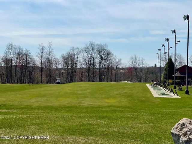 $899,000 | 336 Lake Valley Drive, Hazleton, PA 18202