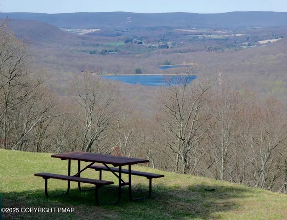 $850,000 | 336 Lake Valley Drive, Hazleton, PA 18202