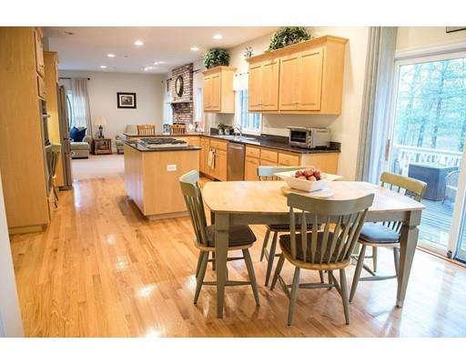 25 Ogunquit Road North Andover, MA 01845 - Photo 5 of 27