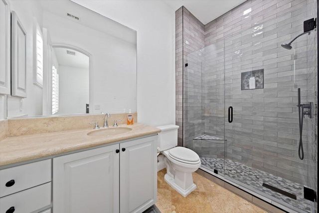 $2,425,000 | 81305 Legends Way, La Quinta, CA 92253