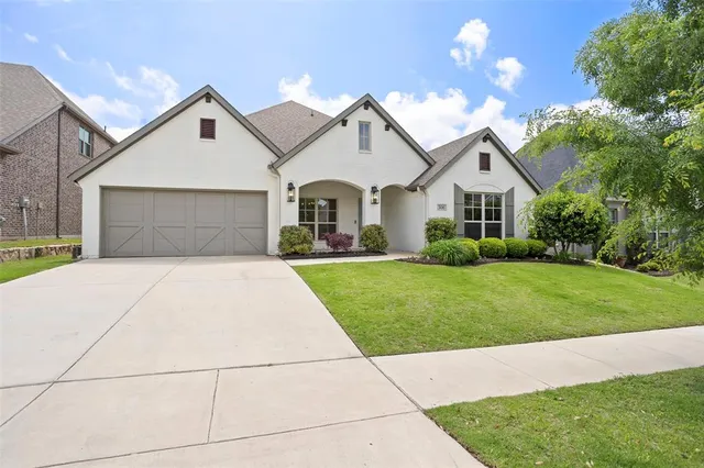 $698,000 | 306 Bluestem Lane, Aledo, TX 76008