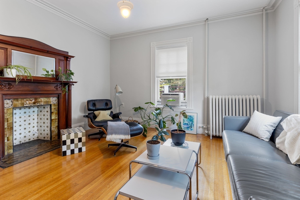 15 Myrtle Street, Unit 2 Boston, MA 02130 - Photo 3 of 34