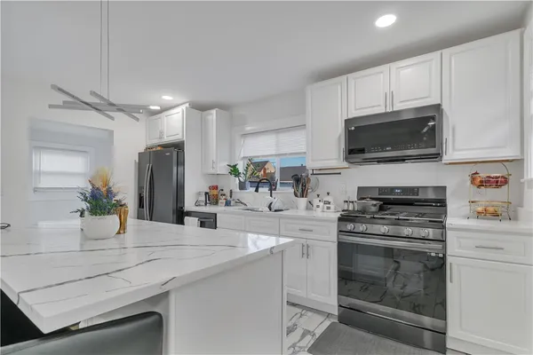 $454,900 | 215 Kenyon Avenue, Pawtucket, RI 02861