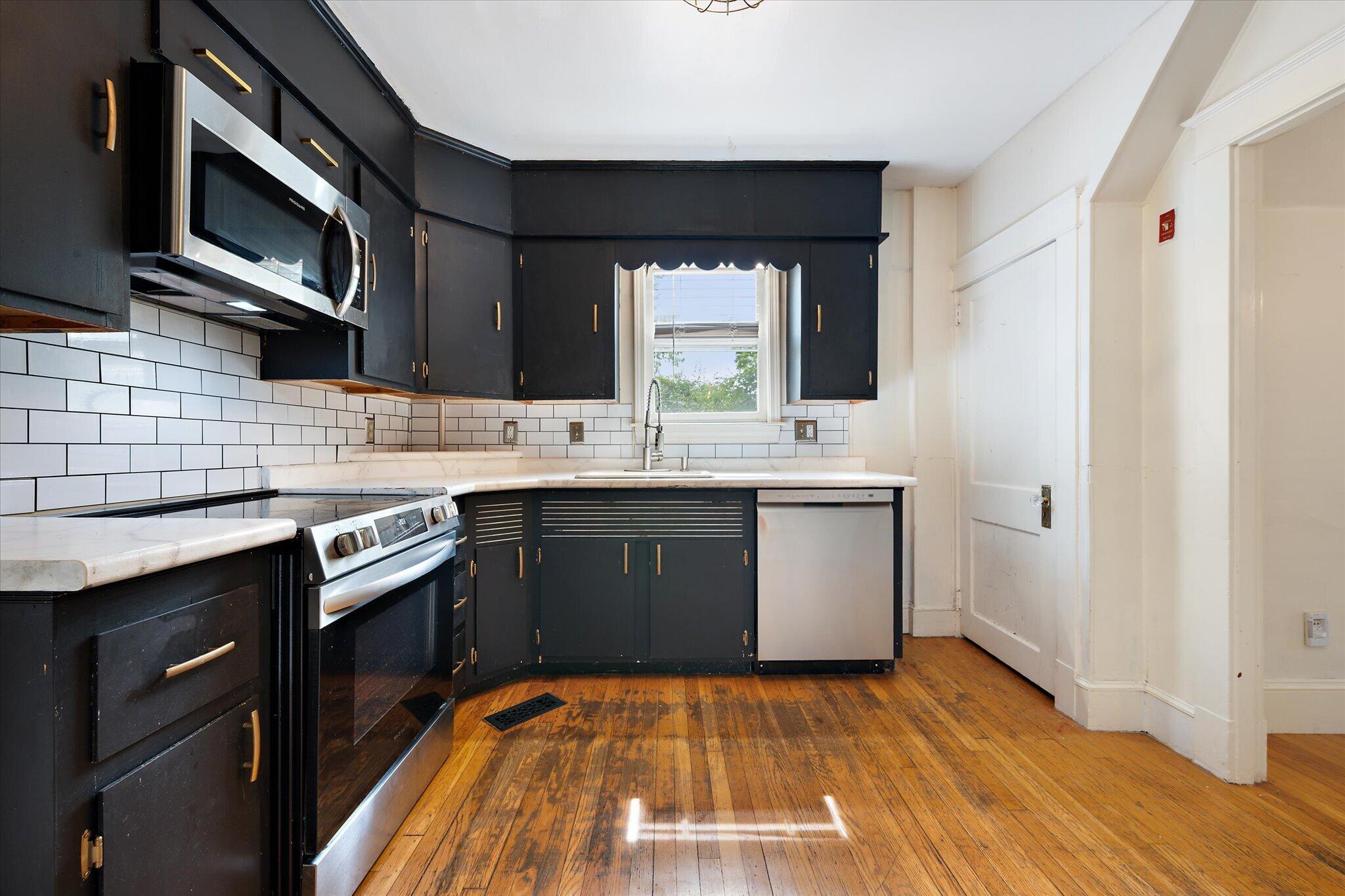 84 14th Street Bangor, ME 04401 - Photo 11 of 40 14-Kitchen