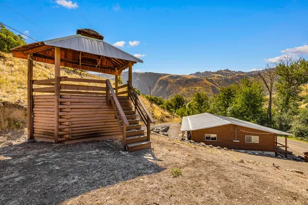 $1,300,000 | 192 East Shingle Creek Road, Riggins, ID 83549