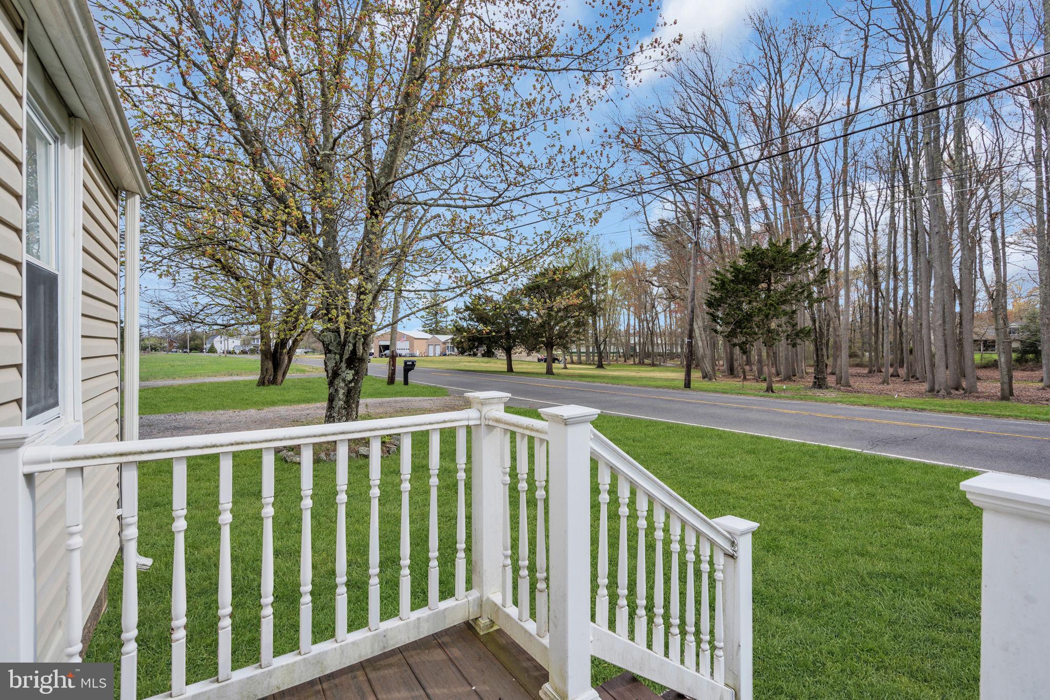 377 Jacobstown Cookstown Road Wrightstown, NJ 08562 - Photo 5 of 25