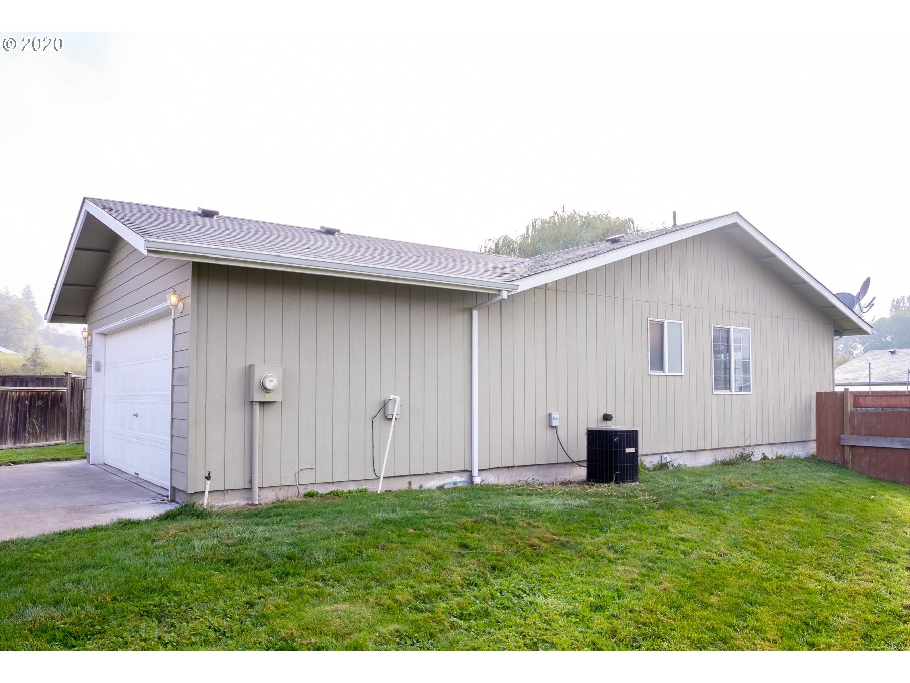 3162 Midway Road Hood River, OR 97031 - Photo 5 of 28 Gallery Image 5