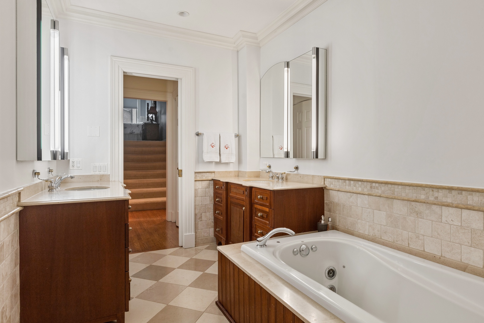 49 East Division Street Chicago, IL 60611 - Photo 16 of 23