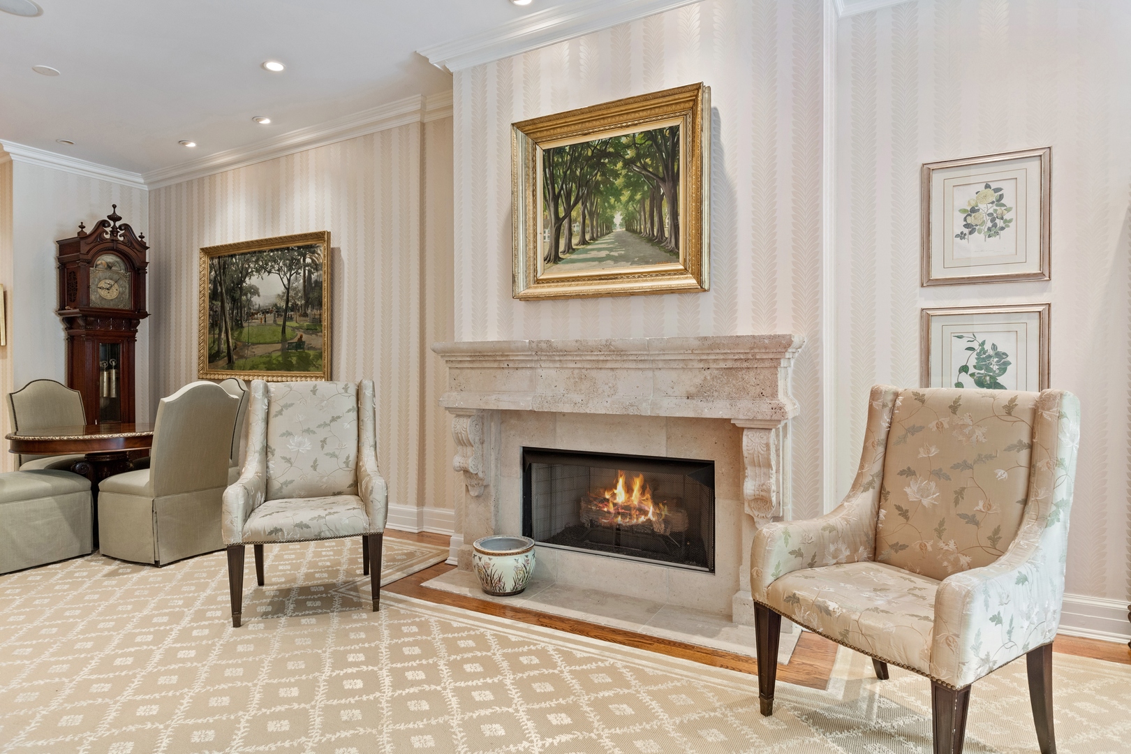 49 East Division Street Chicago, IL 60611 - Photo 6 of 23