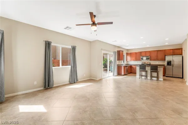 $2,195 | 10749 Cather Avenue, Las Vegas, NV 89166