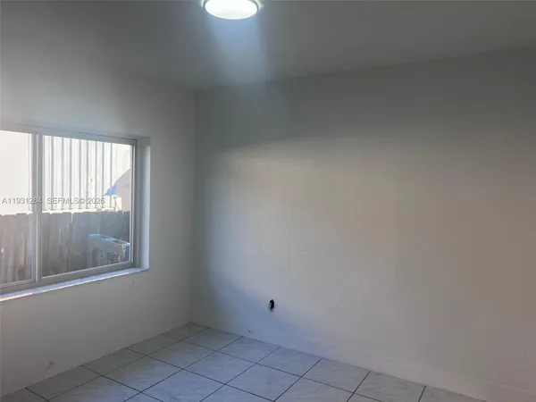 $2,900 | 3090 Northwest 29th Street, Unit A, Miami, FL 33142