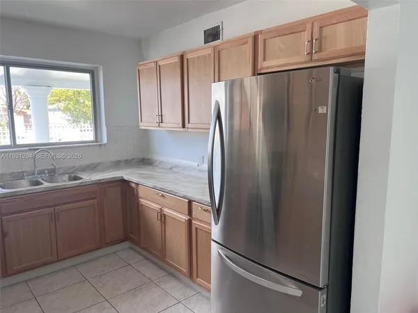 $2,900 | 3090 Northwest 29th Street, Unit A, Miami, FL 33142