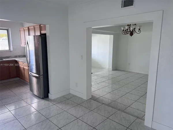 $2,900 | 3090 Northwest 29th Street, Unit A, Miami, FL 33142