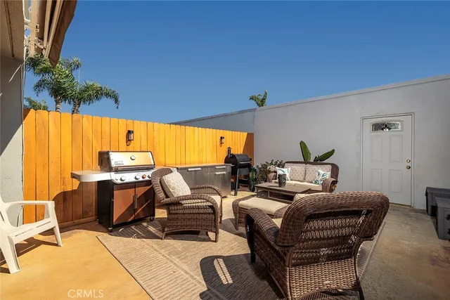 $1,199,000 | 4006 Aladdin Drive, Huntington Beach, CA 92649