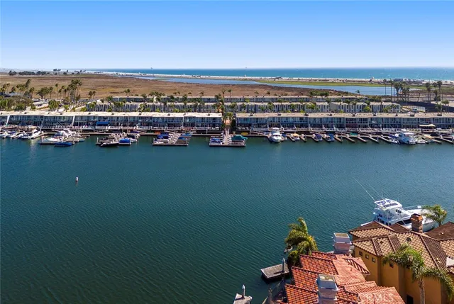 $1,199,000 | 4006 Aladdin Drive, Huntington Beach, CA 92649
