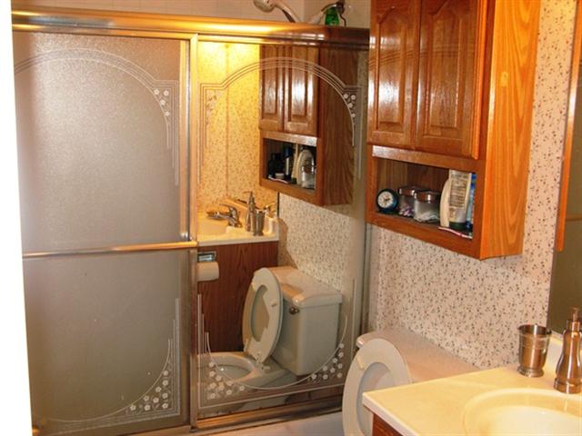 4514 Oneida Street Duluth, MN 55804 - Photo 7 of 17 For family and friends