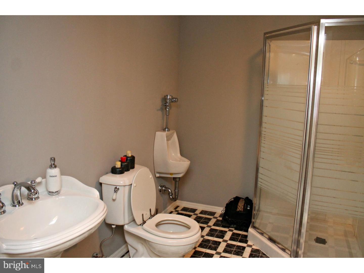 2413 Overland Avenue Sinking Spring, PA 19608 - Photo 21 of 25