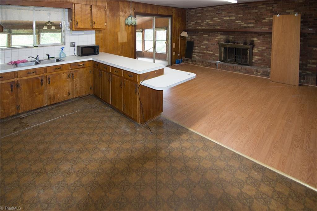 696 Jack Jowers Road Lexington, NC 27295 - Photo 9 of 17 Gallery Image 9