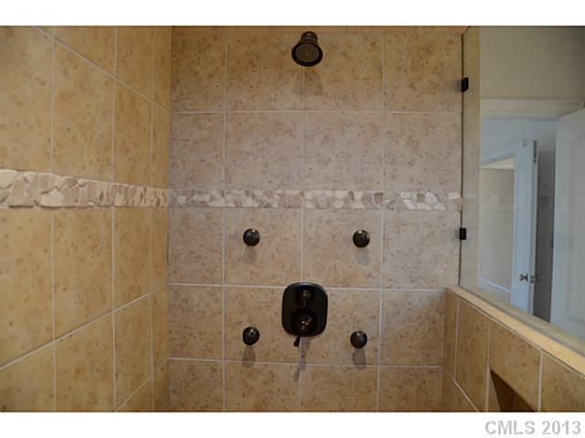 1008 Perriwinkle Lane Fort Mill, SC 29708 - Photo 10 of 16