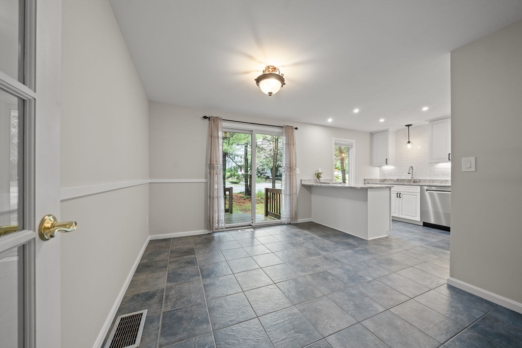 8 Country Meadow Road, Unit 8 Haverhill, MA 01832 - Photo 6 of 35 Gallery Image 6