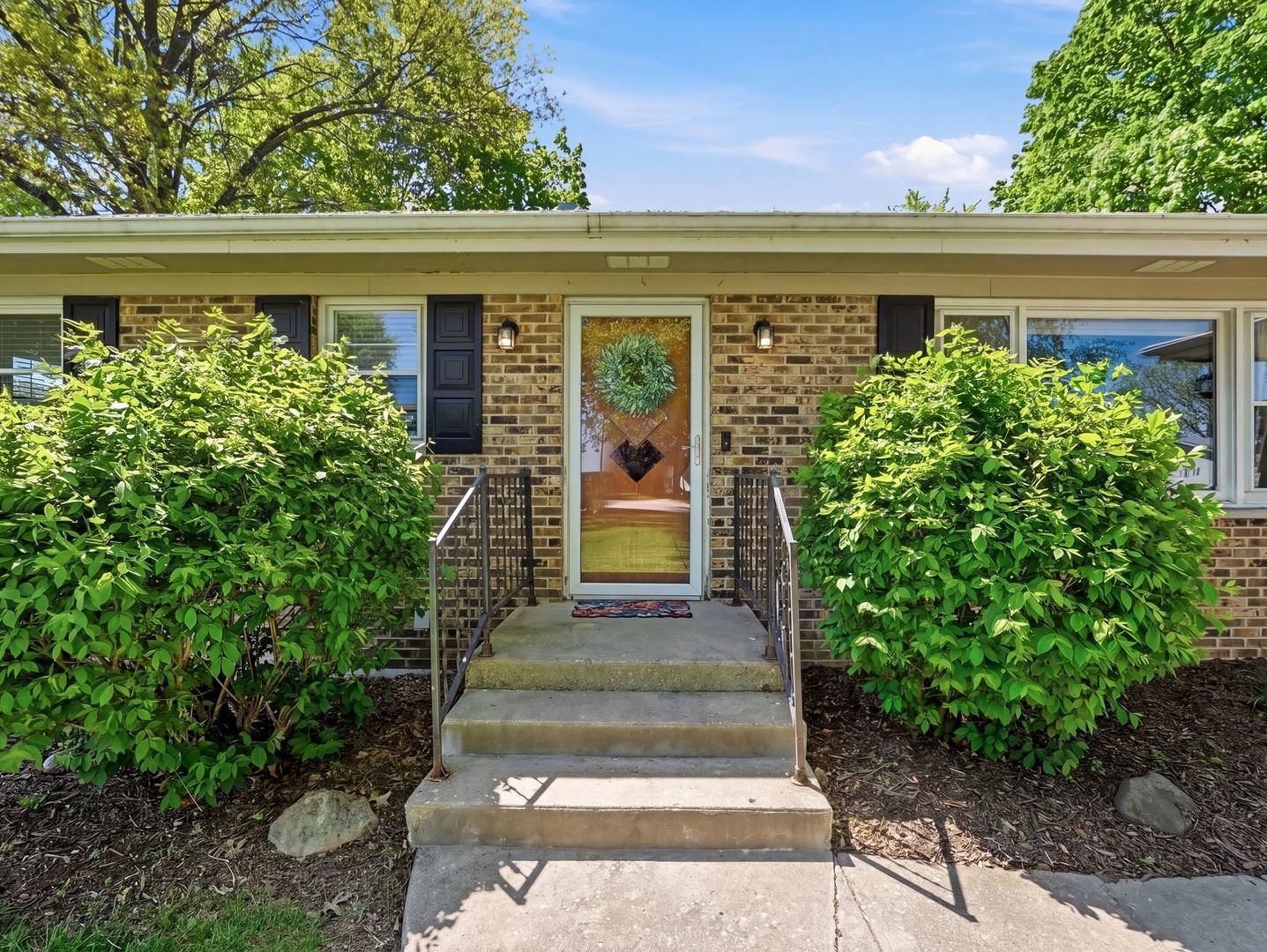 316 West Knights Road Sandwich, IL 60548 - Photo 4 of 46 Gallery Image 4