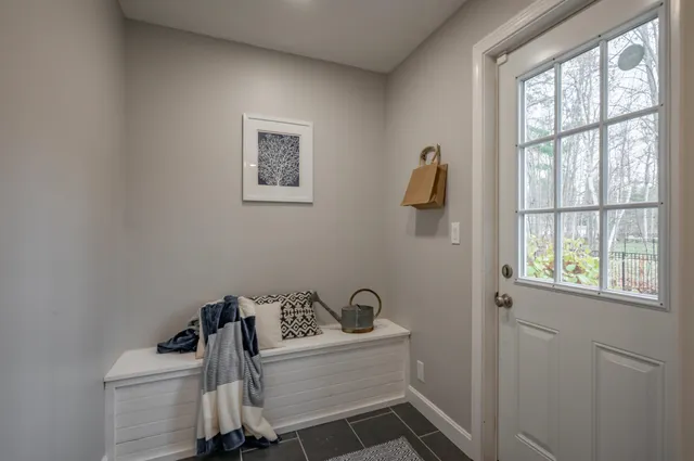 $719,900 | 34 Lindsay Road, Hooksett, NH 03106