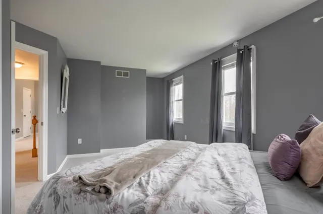 $719,900 | 34 Lindsay Road, Hooksett, NH 03106