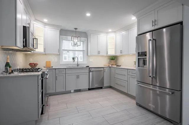 $719,900 | 34 Lindsay Road, Hooksett, NH 03106