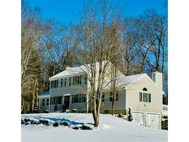 $719,900 | 34 Lindsay Road, Hooksett, NH 03106