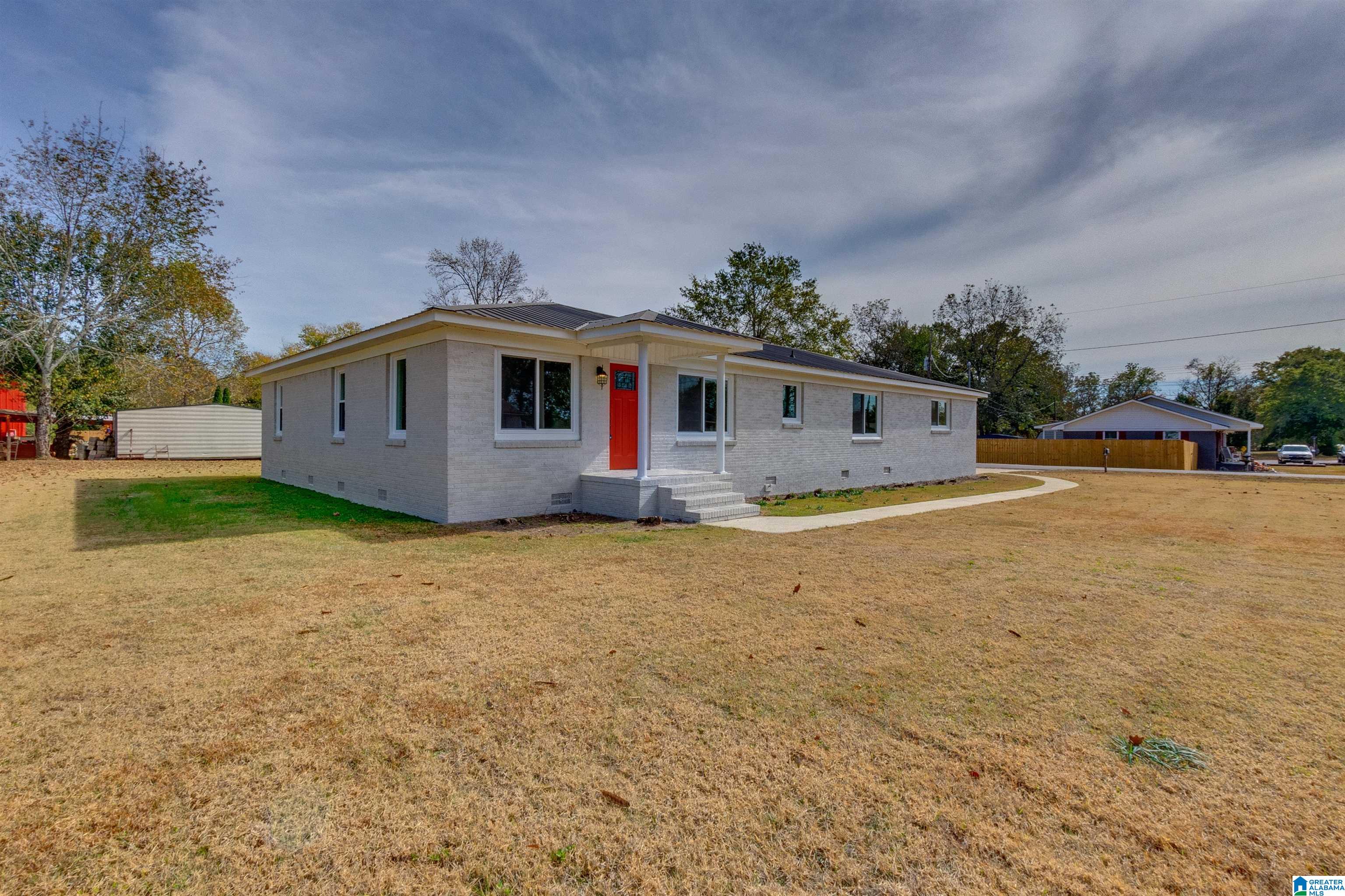 308 Penter Avenue Clanton, AL 35045 - Photo 4 of 49