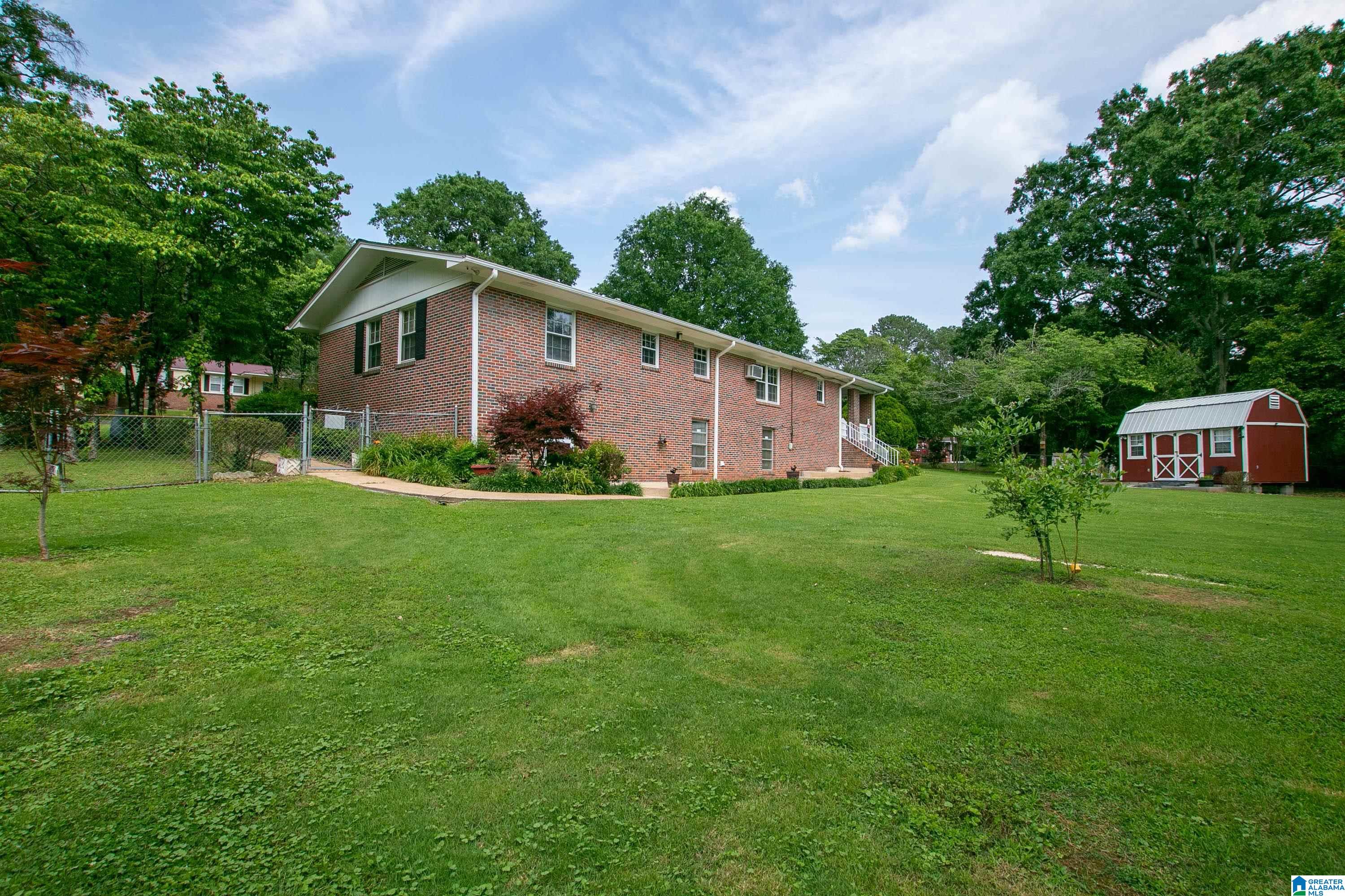 9 Pine Circle Oneonta, AL 35121 - Photo 12 of 58