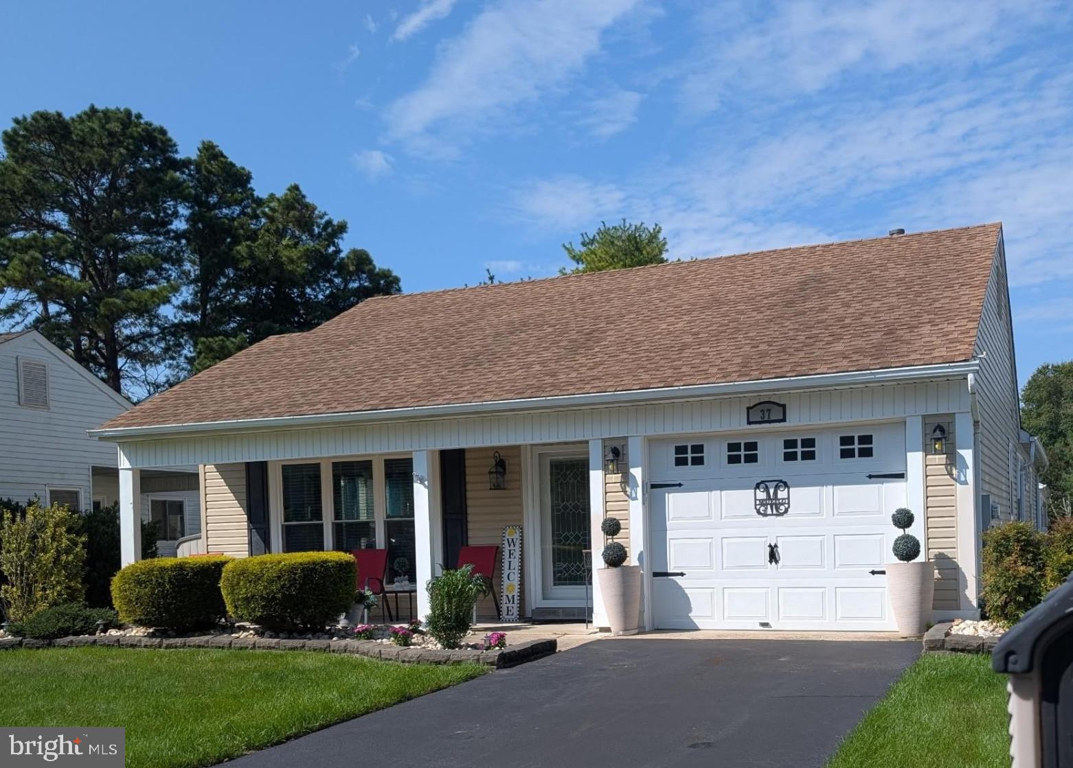 37 Stratford Road Southampton, NJ 08088 - Photo 1 of 33 37 Stratford Road