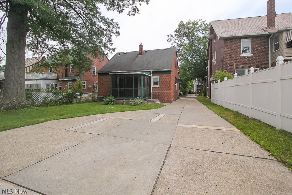3482 Cedarbrook Road Cleveland, OH 44118 - Photo 31 of 31 Gallery Image 31