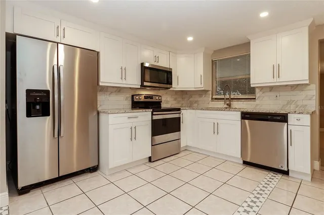 $1,645 | 9226 Rainbow Lane, Port Richey, FL 34668