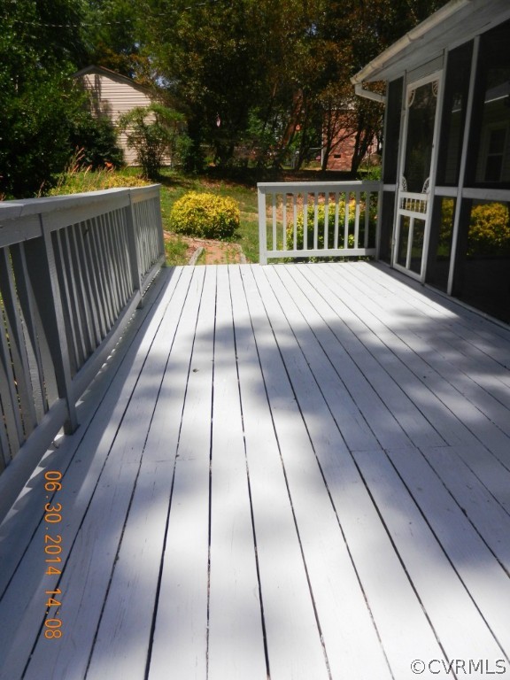10940 Weybridge Road Chester, VA 23831 - Photo 4 of 16 a view of balcony with wooden floor