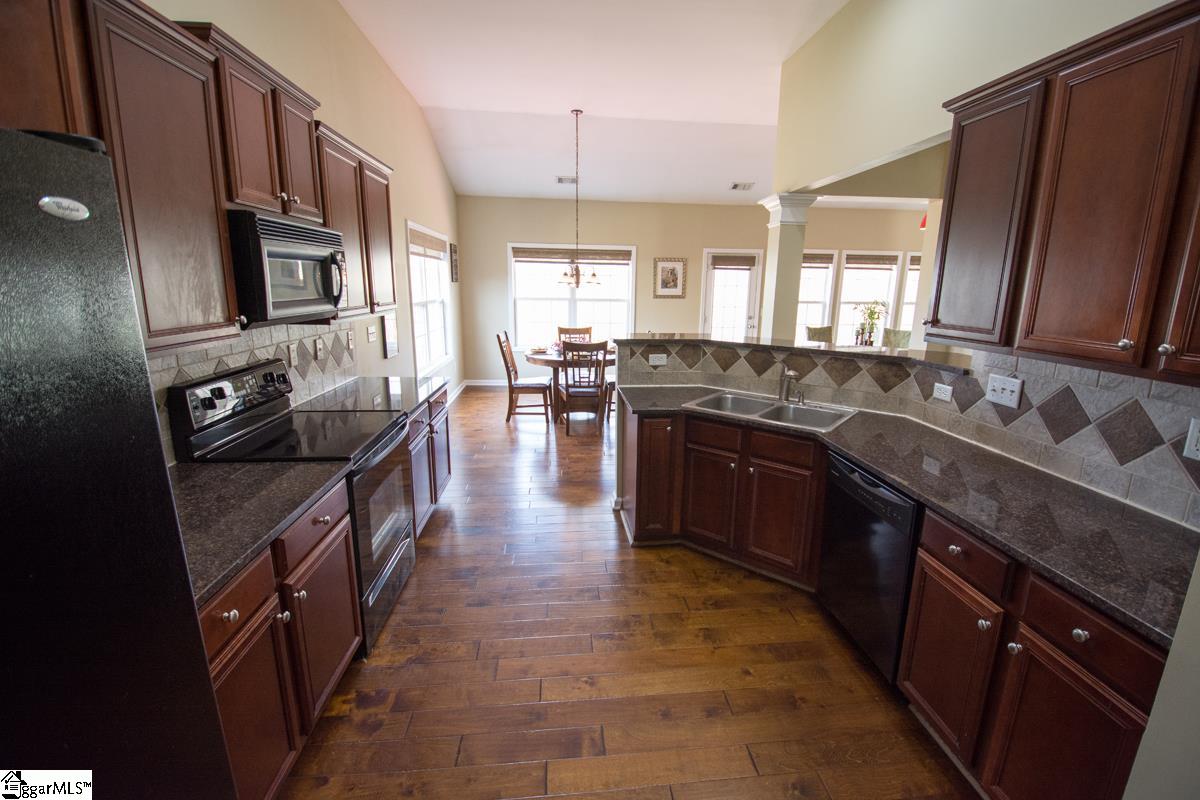 3 Elstar Loop Road Simpsonville, SC 29681 - Photo 9 of 35