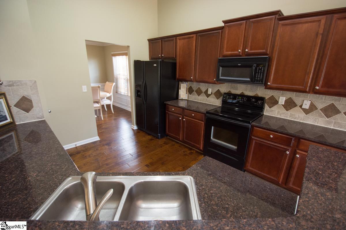 3 Elstar Loop Road Simpsonville, SC 29681 - Photo 10 of 35
