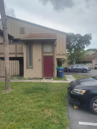 $180,000 | 2215 Northwest 56th Avenue, Unit 3E, Lauderhill, FL 33313