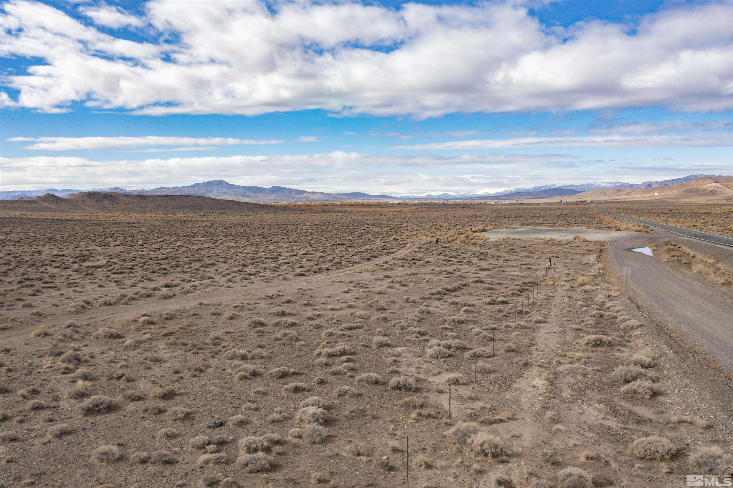 4025 Lincoln Road Silver Springs, NV 89429 - Photo 3 of 8 a view of an ocean