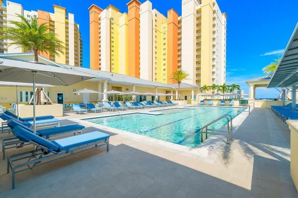 $5,900 | 2640 Lake Shore Drive, Unit 2307, Riviera Beach, FL 33404