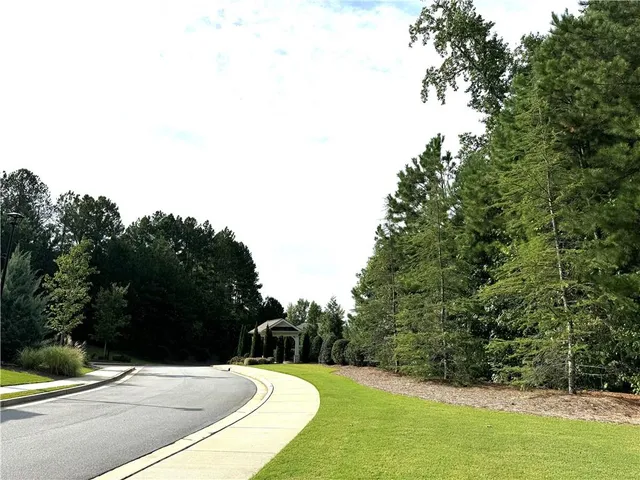 $3,490 | 210 Hamlet Drive, Duluth, GA 30097