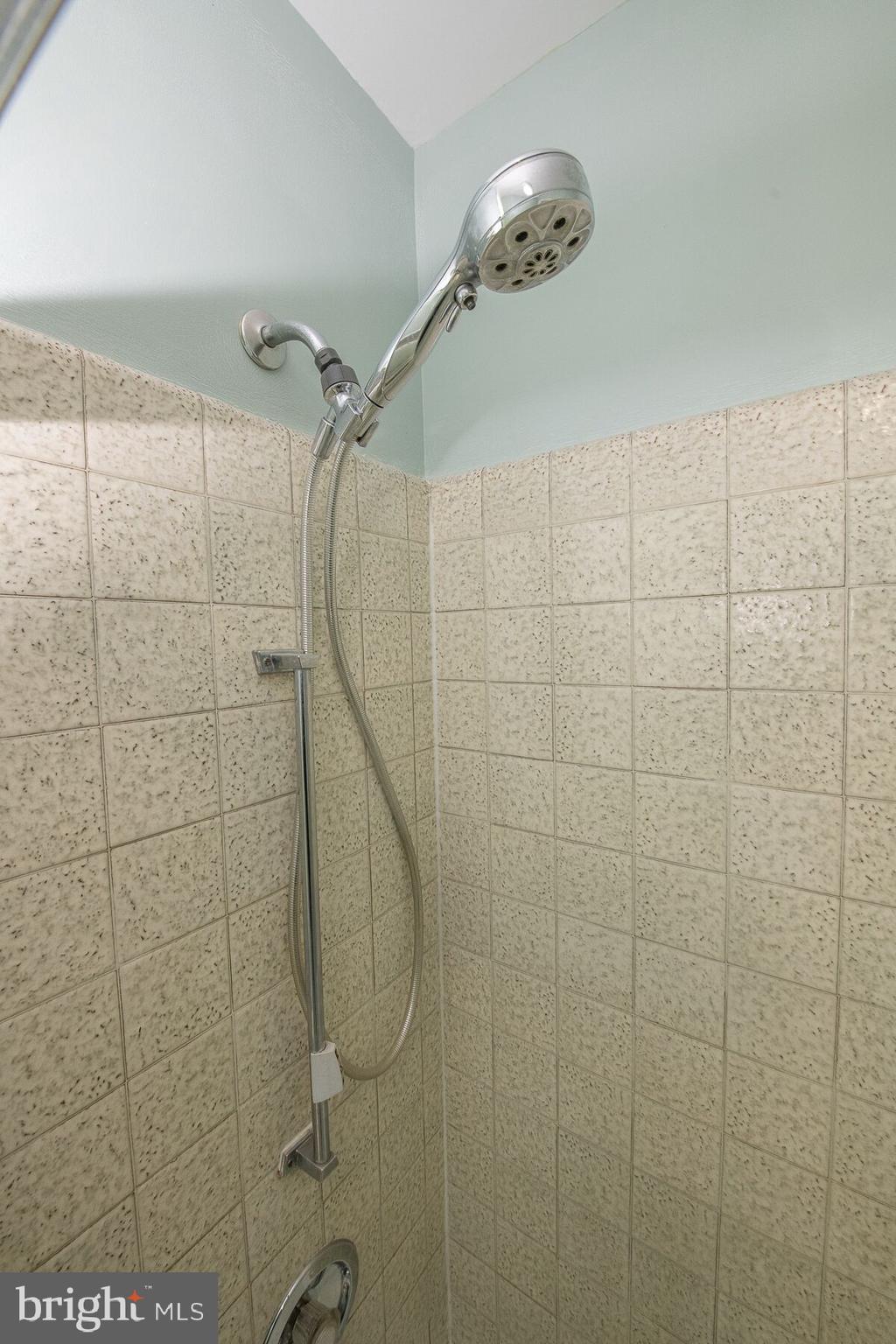 2203 Cambridge Road Broomall, PA 19008 - Photo 36 of 40 Gallery Image 36